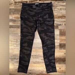 Knox Rose Black Camo Skinny Stretch Pants Jeggings- Women’s Medium